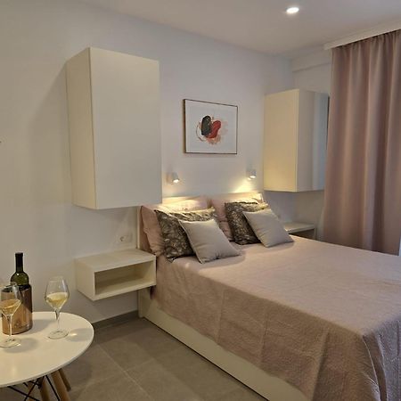 Rooms & Apartments Villa Anka Tučepi Εξωτερικό φωτογραφία