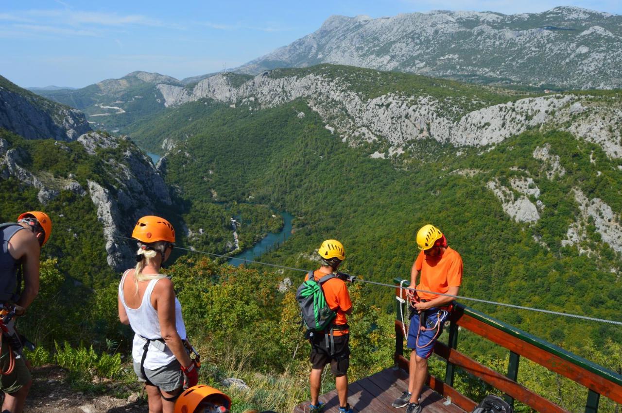 Rooms & Apartments Villa Anka Tučepi Εξωτερικό φωτογραφία
