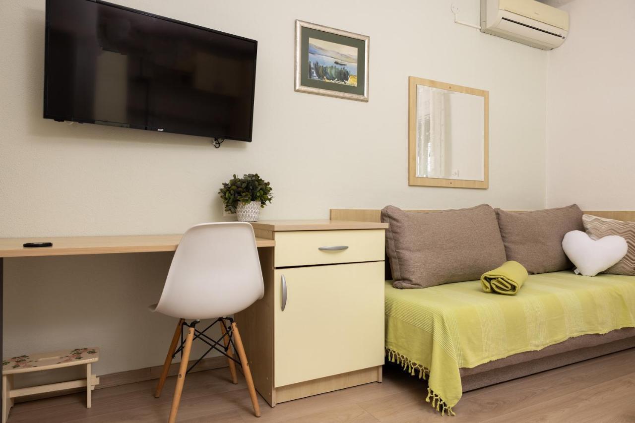 Rooms & Apartments Villa Anka Tučepi Εξωτερικό φωτογραφία
