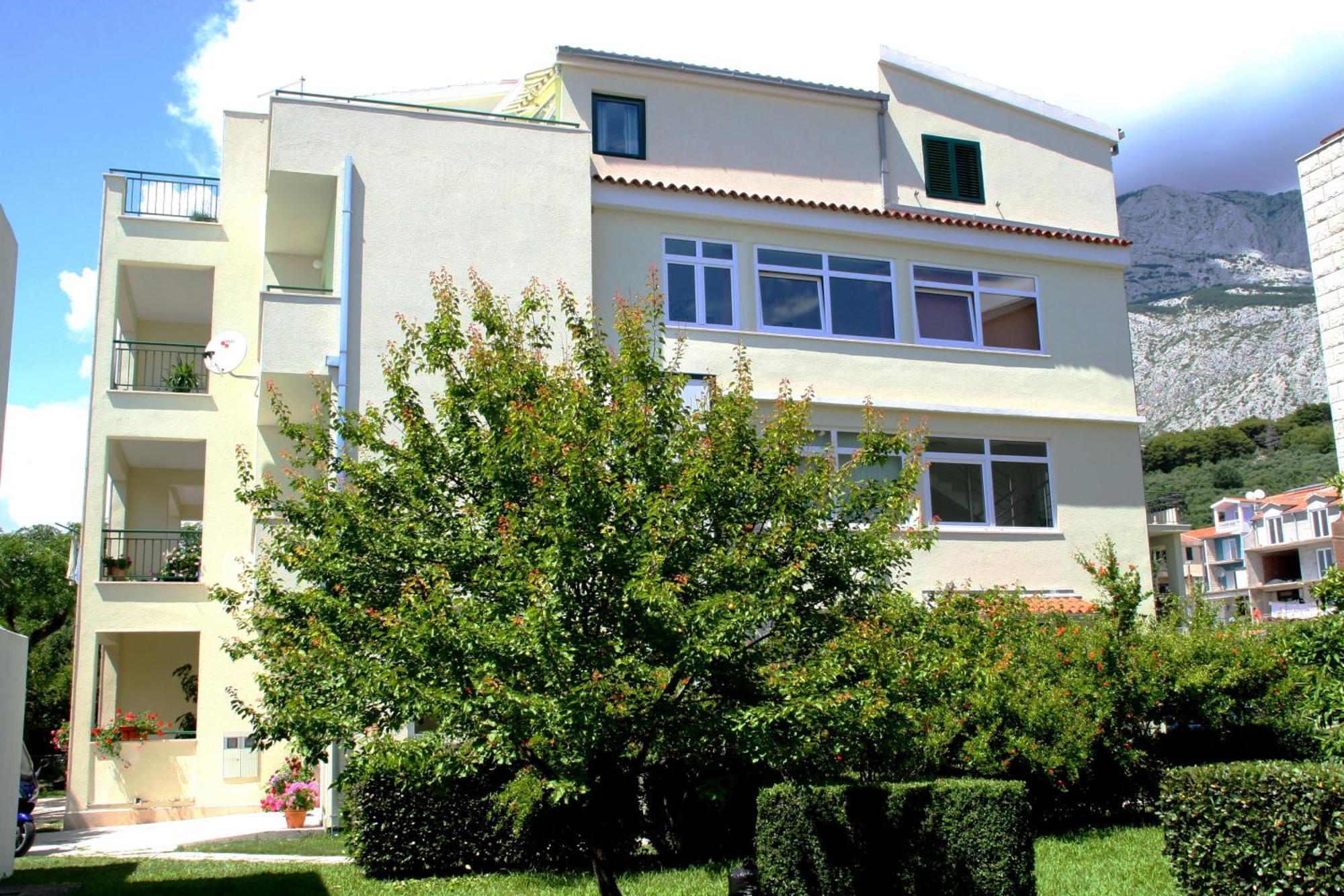 Rooms & Apartments Villa Anka Tučepi Εξωτερικό φωτογραφία