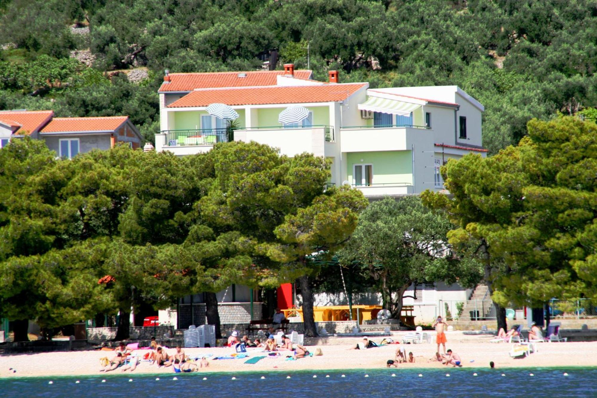 Rooms & Apartments Villa Anka Tučepi Εξωτερικό φωτογραφία