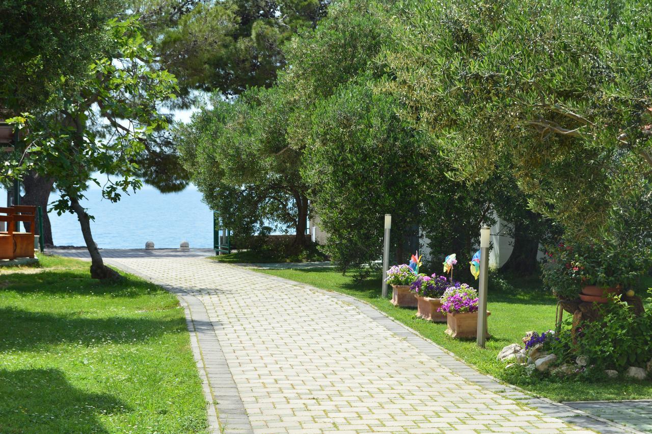 Rooms & Apartments Villa Anka Tučepi Εξωτερικό φωτογραφία