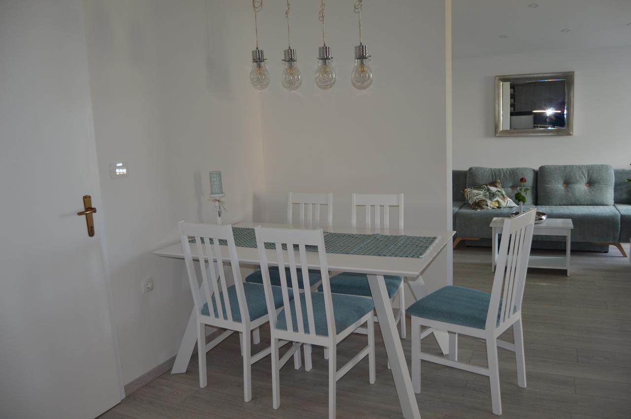 Rooms & Apartments Villa Anka Tučepi Εξωτερικό φωτογραφία
